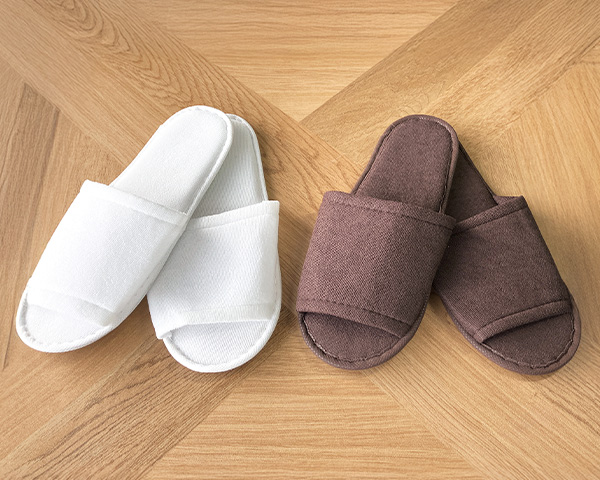 PX-3 清潔で安心できる足元のご提供。ホテル向け「個包装スリッパ」のご提案