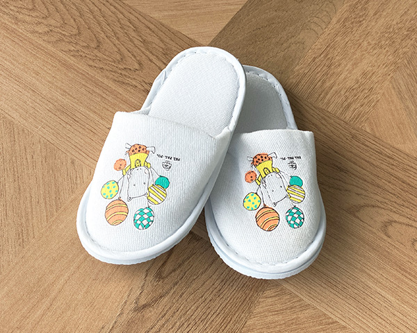 清潔で安心できる足元のご提供。ホテル向け「個包装スリッパ」のご提案