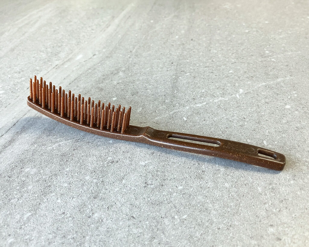 ヘアブラシ類_ストレートブラシショート-1024x819 ホテルのヘアブラシ、どれを選ぶ?お客様に合わせて考えるアメニティ選び